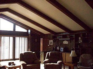 2nd image of 14 Oakway Cir