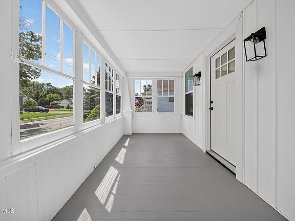 2nd image of 208 Pleasantview Avenue
