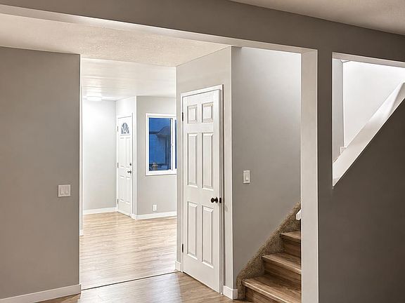 4th image of 14075 30th St E