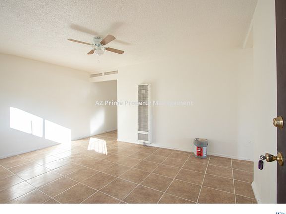4th image of 2315 E 15th St #4