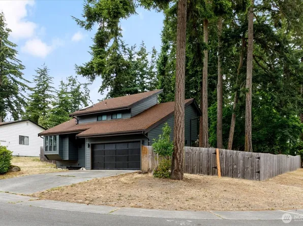 210 NW Calista Ct., Oak Harbor, WA 98277