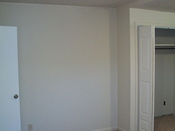 5th image of 5825 Kinlock Dr N