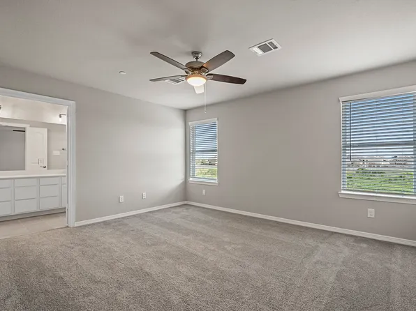 213 Wagon Spoke Way, Fort Worth, TX 76120