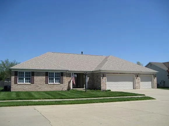 1 Ridgefield Ln photo 1