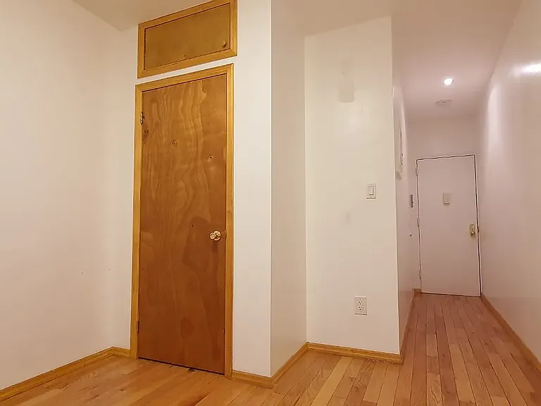 224 Metropolitan Ave #7 — Photo 3