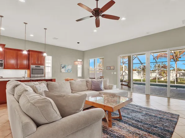 10283 SW Waterway Lane, Port St Lucie, FL 34987