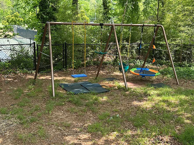 18 Lakeside Dr — Photo 21
