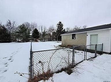 2nd image of 193 Saratoga Ave #2