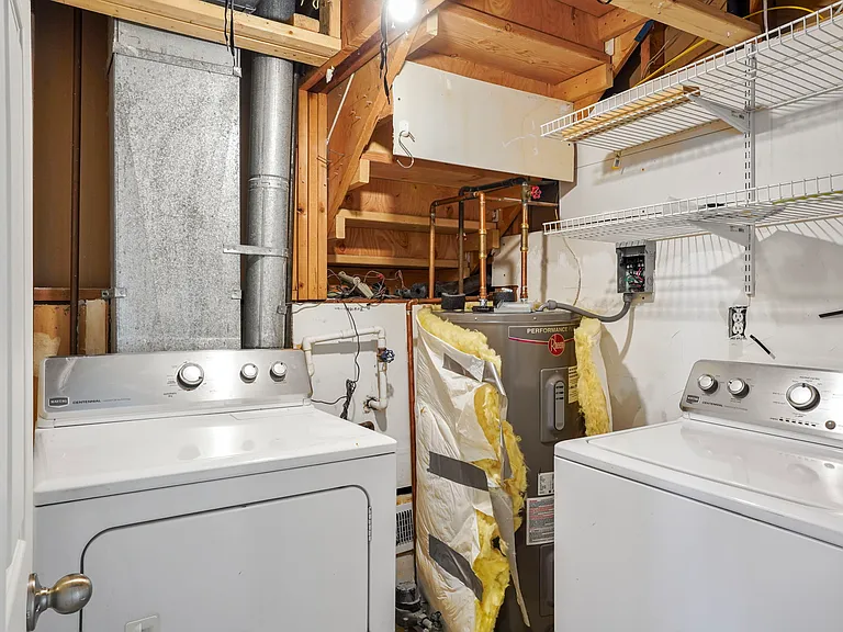 2915 Monica Dr W — Photo 23
