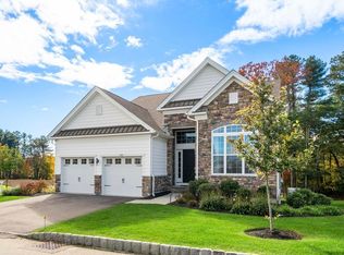 126 Glen Ellen Blvd #126, Millis, MA 02054