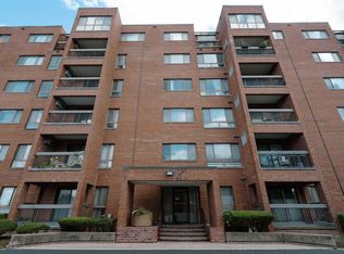 701 Forum Sq UNIT 106, Glenview, IL 60025