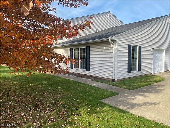 3rd image of 6857 Beacon Dr #63-D