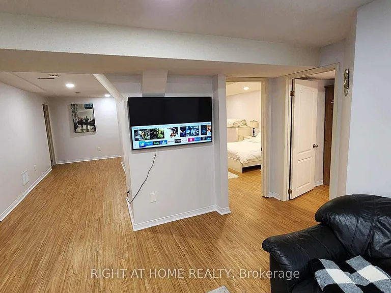 44 Meadowlands Blvd #BASEMENT — Photo 5