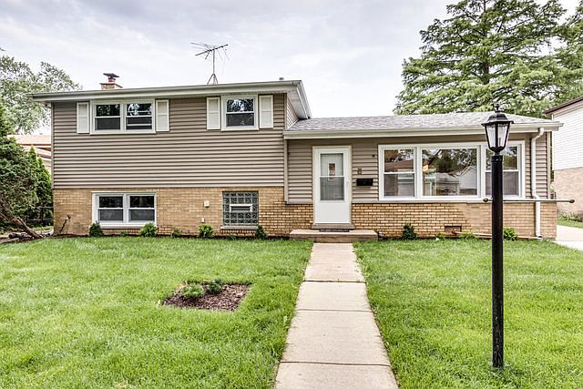 1st image of 113 Windsor Dr