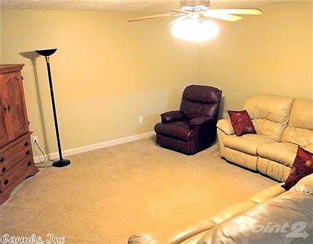 4th image of 2755 Makenzie Dr