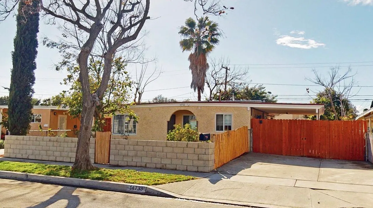 1 bed, 813 sqft, $2,200 — Photo 1