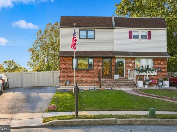 1260 Nicole Ln, Secane, PA 19018
