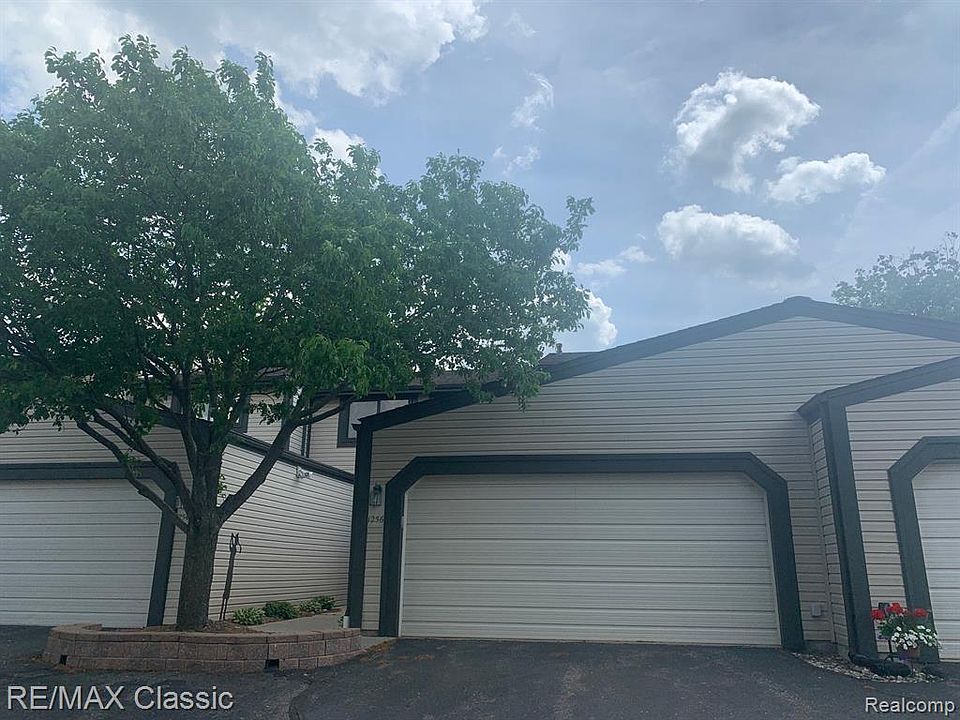 1st image of 1256 Charleston Ct