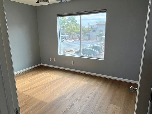 4th image of 19601 N 7th St Unit 2044