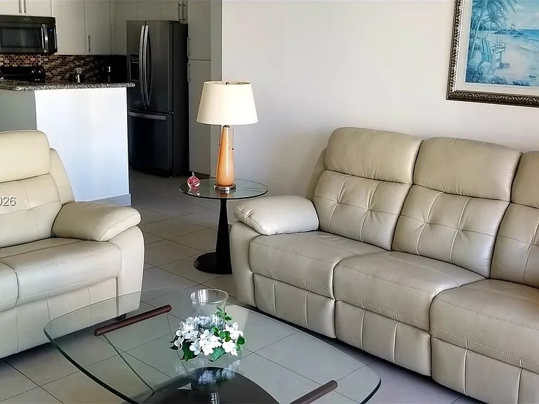 19901 E Country Club Dr #2604 — Photo 5