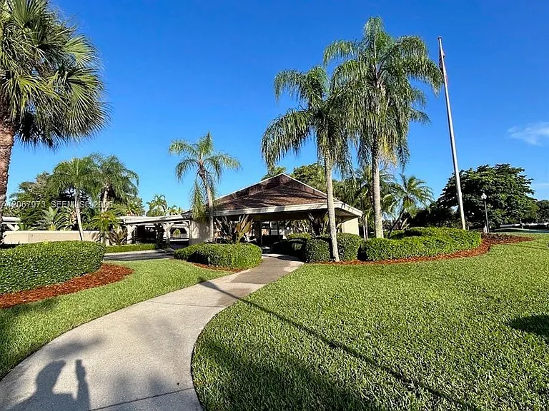 15428 SW 50th Ter #15428 — Photo 33