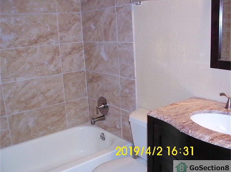 1st image of 3823 Waller Ave