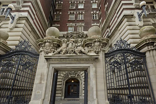 Sold by Brown Harris Stevens | media 15