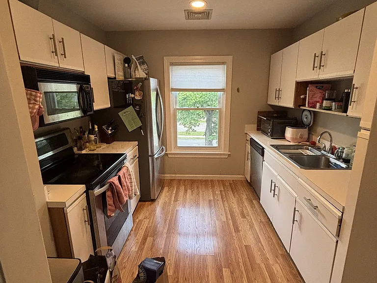 15 Highland St #202 — Photo 7