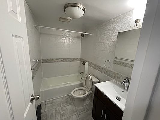 2nd image of 24-20 31st St #2A