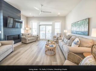 804 Canal Dr, Carolina Beach, NC 28428