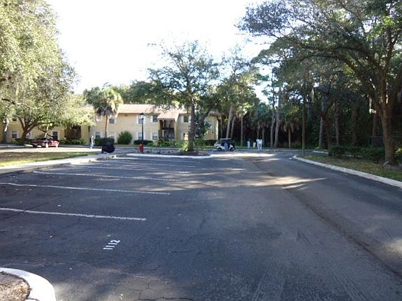 4th image of 3001 58th Ave S APT 902