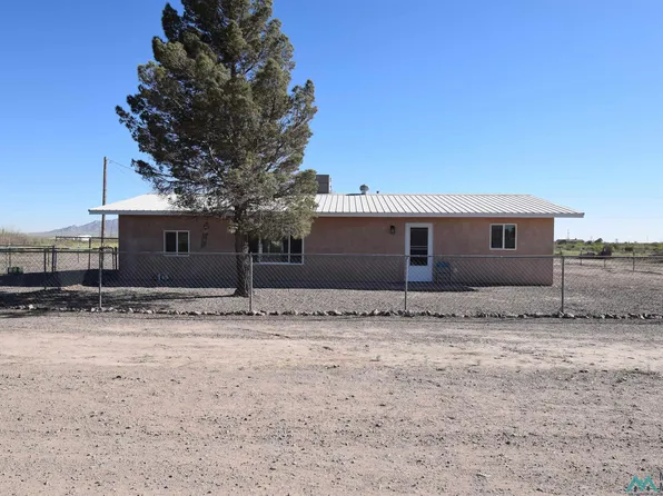5960 Brangus Rd SE, Deming, NM 88030
