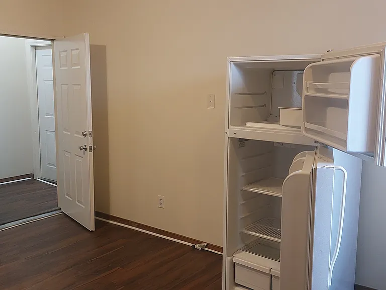 1731 W Main St #2 — Photo 2