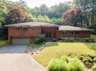 55 Butternut Dr, Norwich, CT 06360