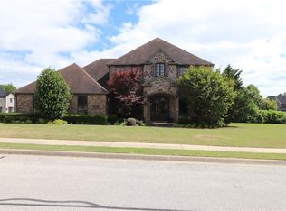 2015 Balmoral Ave, Springdale, AR 72764