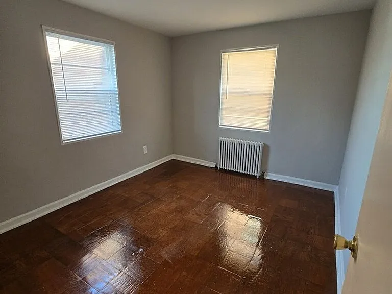 208 Kenilworth Ave NE — Photo 8