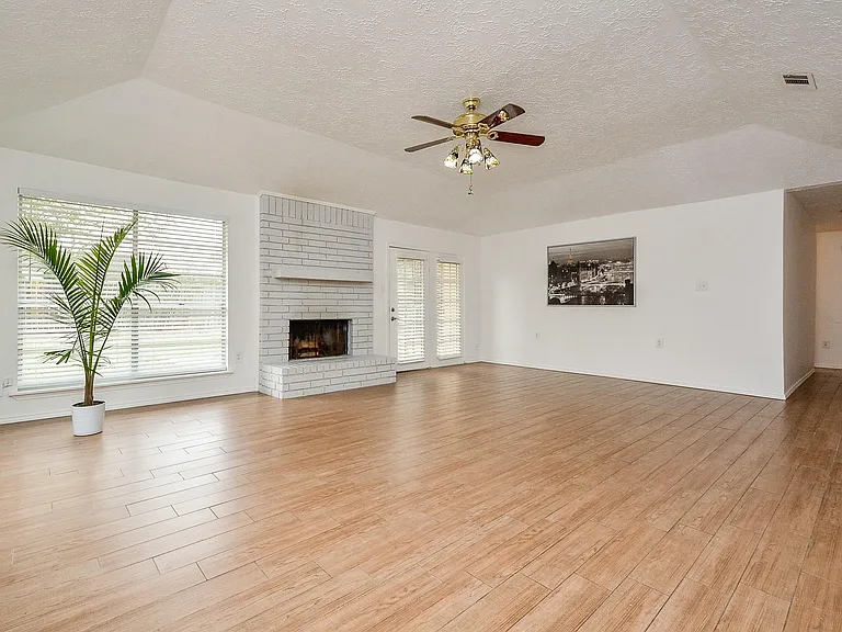3315 Honey Creek Dr — Photo 13