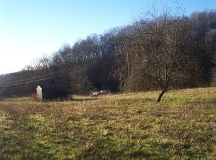 1353 Black Rd, Prospect, TN 38477