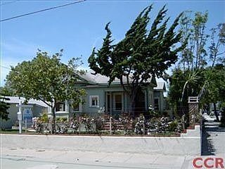 1st image of 719 E College Ave