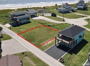 881 Gulf Rd, Crystal Beach, TX 77650