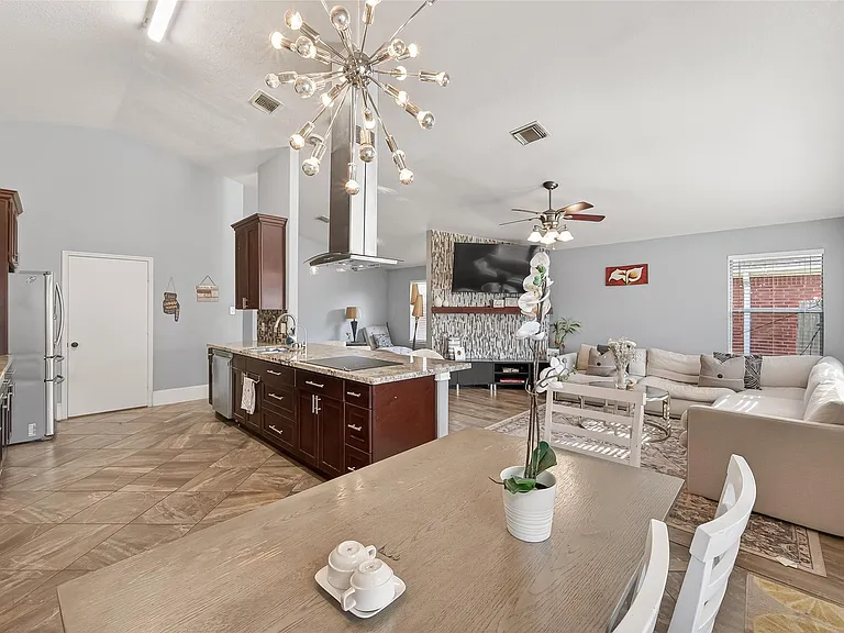 1214 Wesley Dr — Photo 19