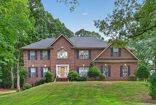 16801 Old Field Ln Photo 1