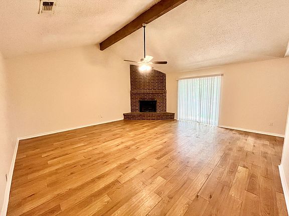 3rd image of 5701 Willow Elm Dr