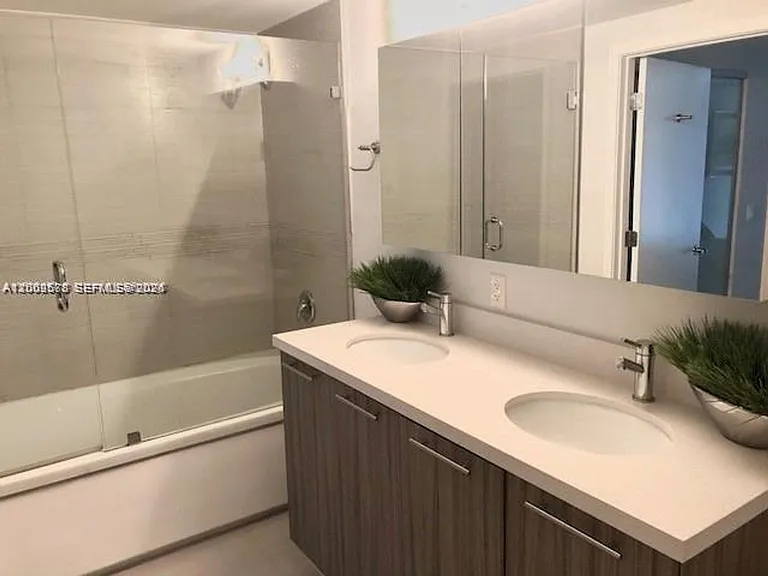 6700 Indian Creek Dr #1005 — Photo 21