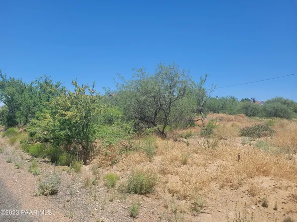 20182 E Mesa Verde Rd, Mayer, AZ 86333
