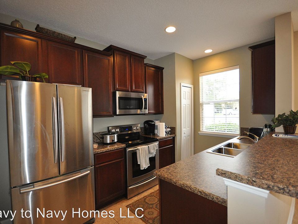 1st image of 3695H Creswick Cir