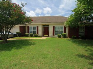 253 Lakeshore Dr, Pike Road, AL 36064