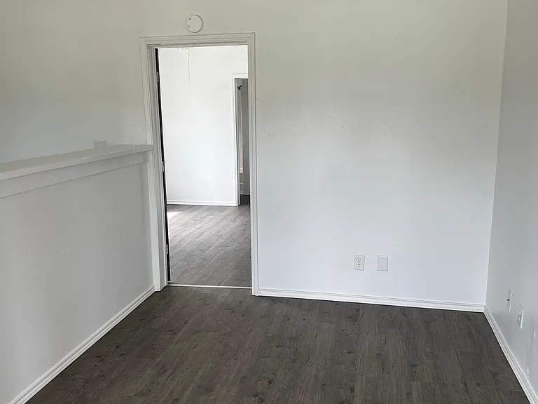 522 W Alice Ave #1 — Photo 7