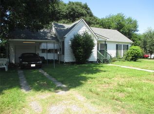 606 E Humble St, Baytown, TX 77520