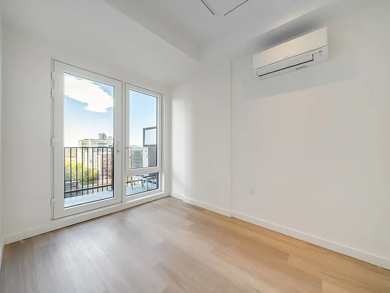 931 Carroll St #1007 — Photo 4